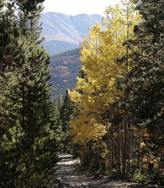 Crystal Lakes Trail