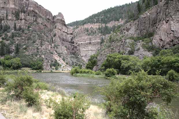 Hanging Lake Trail