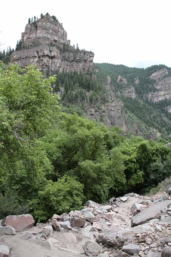 Hanging Lake Trail