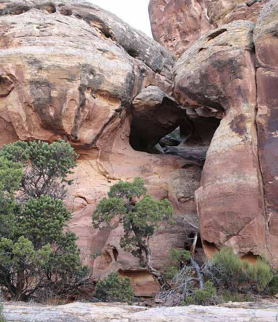 Devil's Kitchen Trail