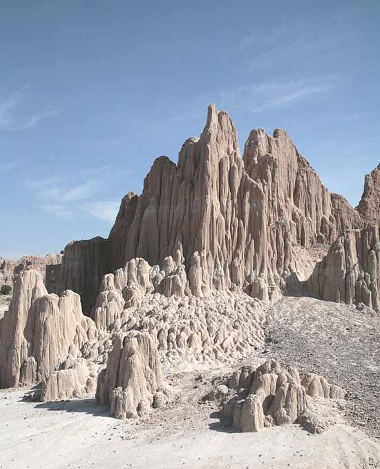 Cathedral Gorge State Park