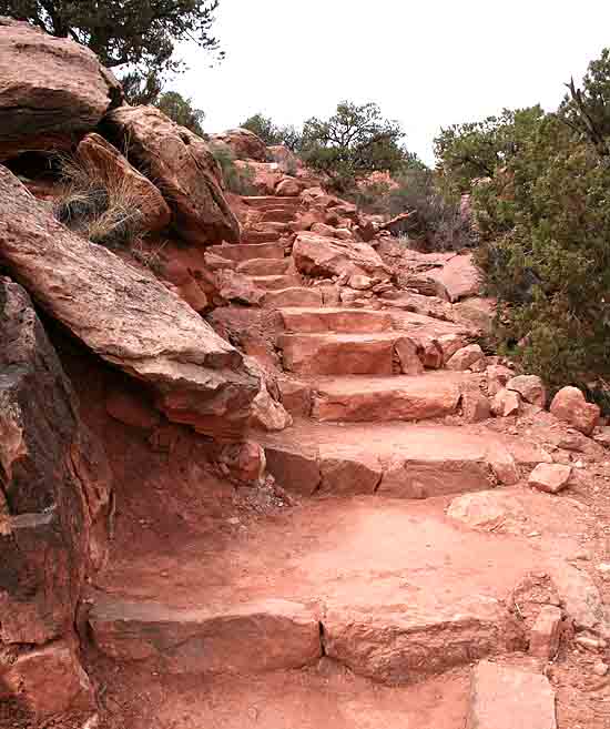 Upheaval Canyon Trail