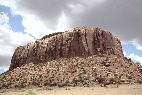 Newspaper Rock to Elephant Hill