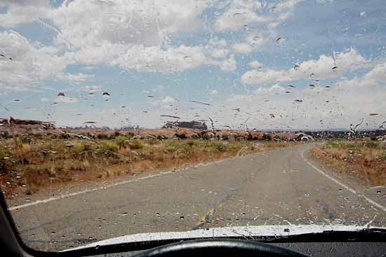 Newspaper Rock to Elephant Hill