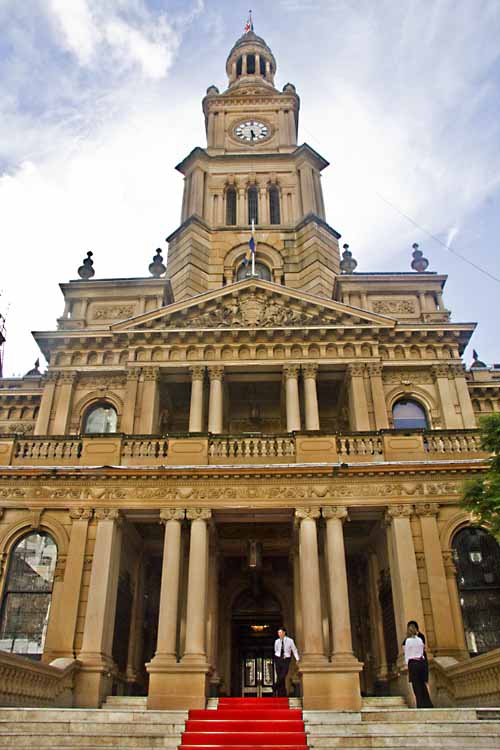 Downtown Sydney - Town Hall