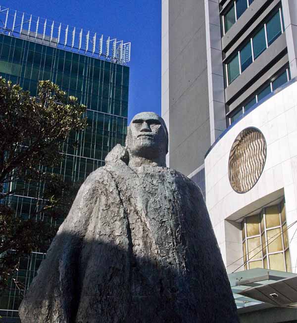 Maori statue